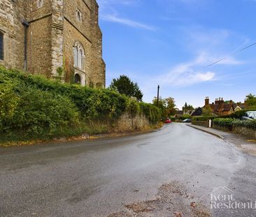 1 bed flat to rent in Snodland Road, West Malling, ME19 - Photo 1