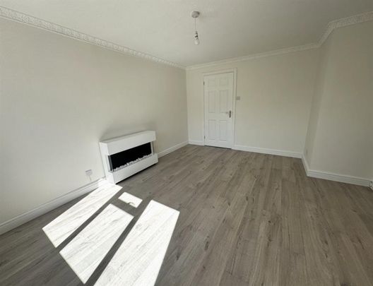 3 Bedroom Link Detached To Let - Photo 1