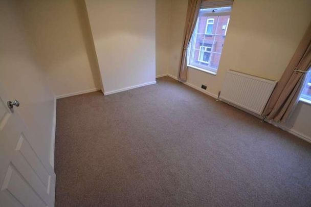 Heardman Avenue, Springfield, Wigan, WN6 - Photo 1