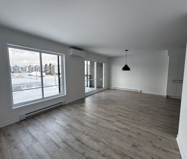 5 1/2 à Louer - 1er Juillet 2026 - Photo 2