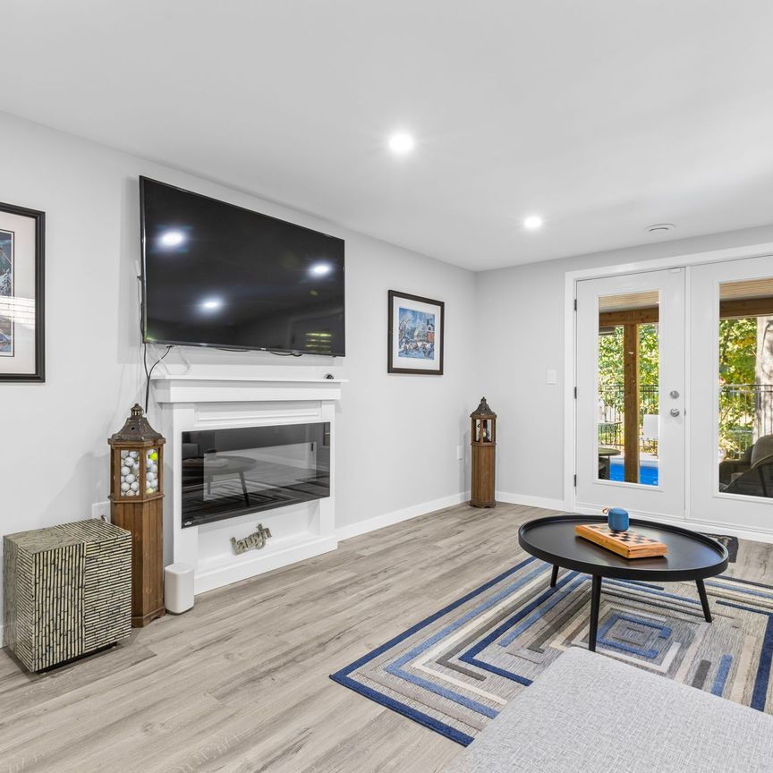 For Lease - 52 Stonecroft Terrace, Kanata, Ontario - Photo 1