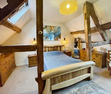 3 bedroom barn conversion to rent - Photo 2