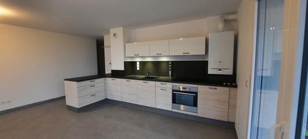 Location Appartement 3 pièces 67m² EVIAN LES BAINS 74500 - Photo 5