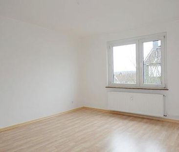 Gepflegte 3 -Zimmerwohnung mit Balkon und modernem Tageslichtbad in... - Photo 4