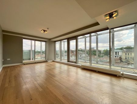 2 bedroom penthouse to rent - Photo 2