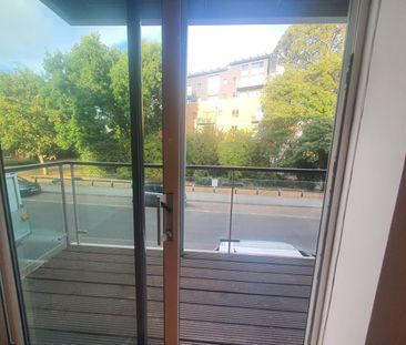 1 Bed Flat, Highfield Close, SE13 - Photo 1