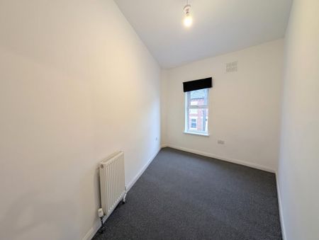 3 bedroom end of terrace house to rent - Photo 5