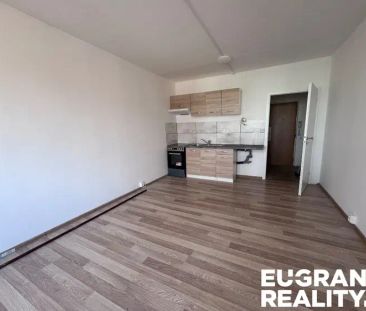 Pronájem bytu 1+kk ve Varnsdorfu - Photo 2