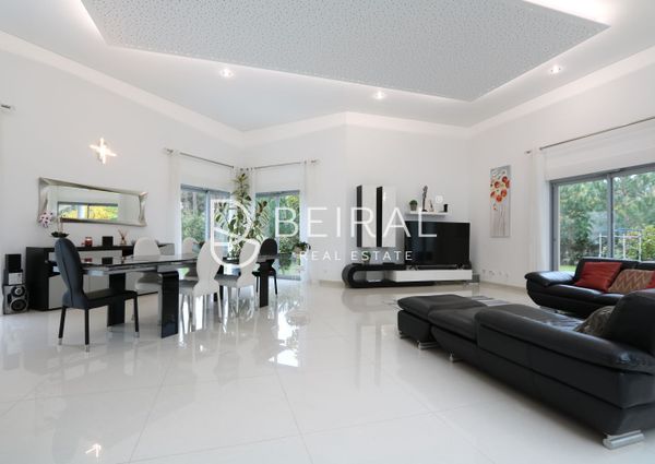 Moradia T4 em Setúbal