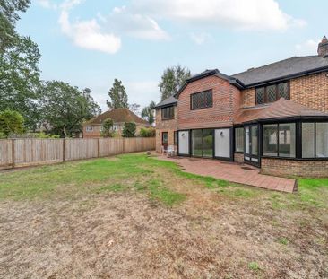 5 bedroom detached house to rent - Photo 2