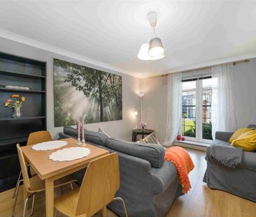 Newmarket Square, Wards Hill, Dublin 8 - Photo 2