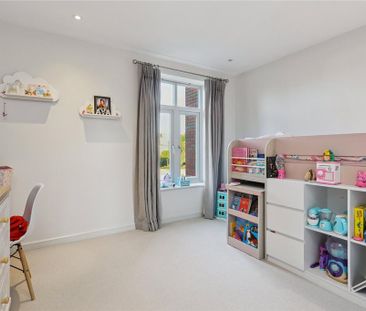 4 bedroom terraced house to rent - Photo 2