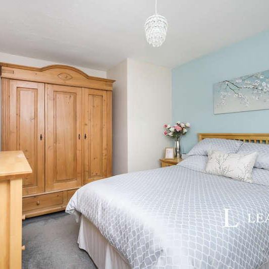 Ocklynge Road, BN21 - Photo 1