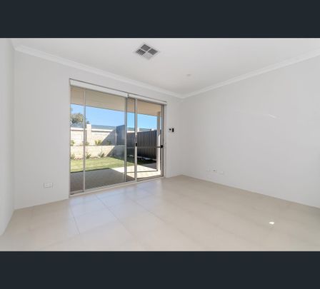 10B Arrowsmith Avenue, Dawesville, WA 6211 - Photo 1