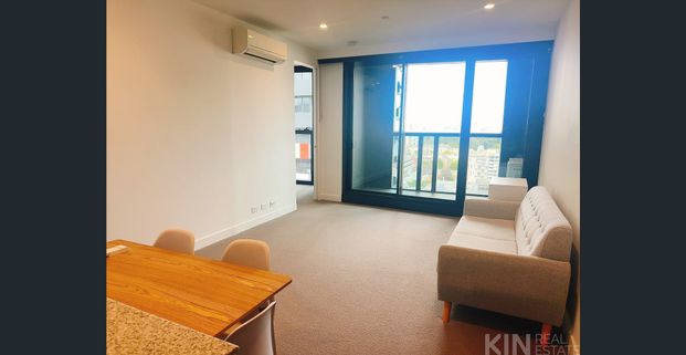 Furnished Modern Clean And Luxurious - 2 Bedroom & 2 Bathroom @ Swanston Central - Photo 1