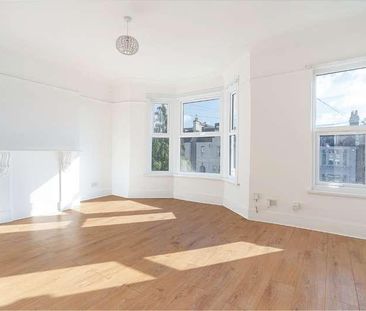 Hurstbourne Road, Forest Hill, London, SE23 - Photo 2