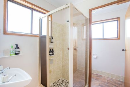 Coastal Living - Spacious Family Home Just Minutes from the Beach - Photo 4