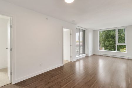 2 Bedroom - Photo 2