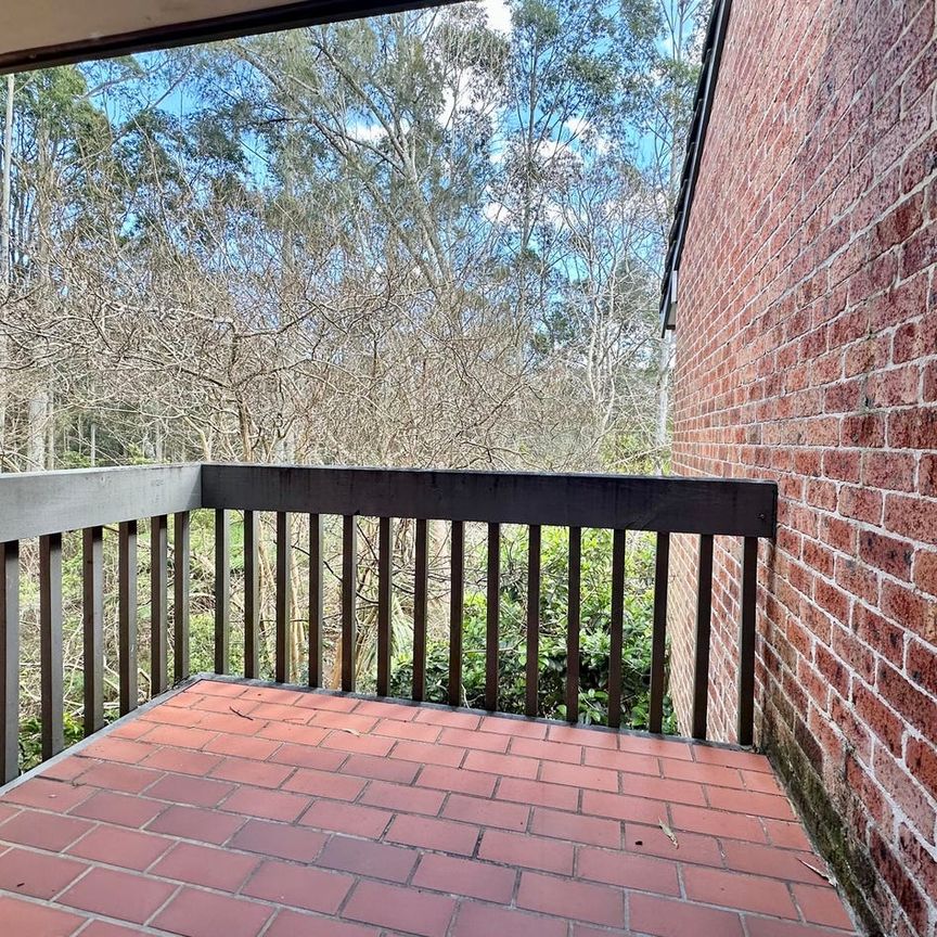 Furnished serene urban lifestyle with unique opportunity, well presented in the great location! - Photo 1