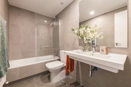 Calle de la Alfalfa, Madrid, Community of Madrid 28029 - Foto 5