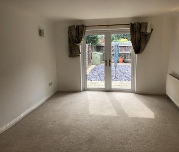 2 bedroom semi-detached house to rent - Photo 2