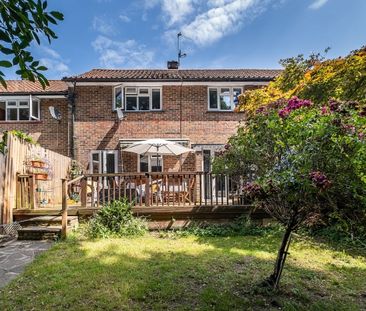 3 bedroom terraced house to rent - Photo 5