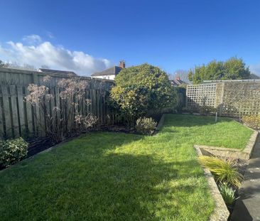 3 bedroom bungalow to rent - Photo 1