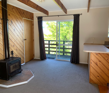 Cute and cosy in Onerahi - Photo 3