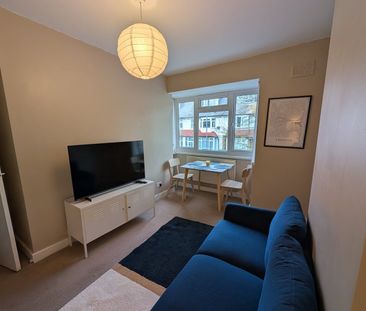 2 Bed Maisonette, Edencourt Road, SW16 - Photo 3