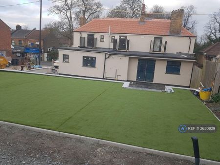 1 bedroom in a house share to rent - Photo 3