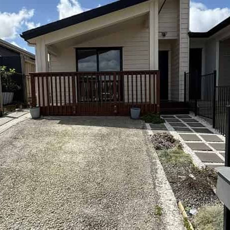 Modern 3 Bedroom Home – Comfort, Style & Convenience - Photo 1