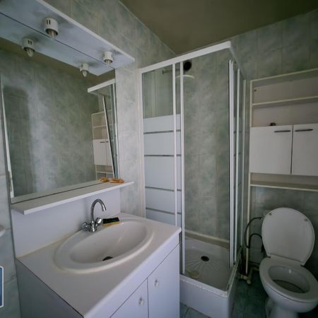 Location Appartement 1 pièce 25m² LIMOGES 87000 - Photo 4