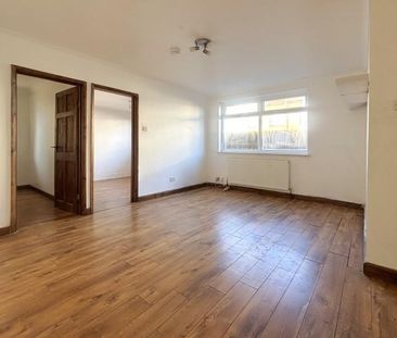 2 bedroom maisonette to rent - Photo 2