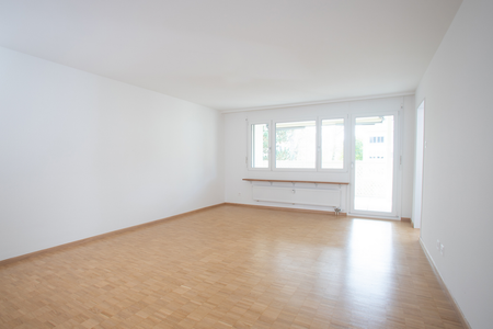 Sanierte 3.5 Zimmer-Wohnung mit Waschmaschine! - Photo 3