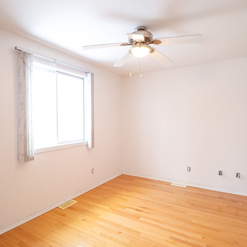 1230 Notthing Hill Ottawa ON K1V 6T7 - Photo 1