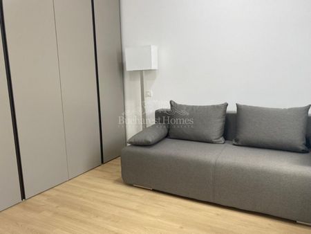 Beautifully Designed Three-Bedroom Apartment, Iancu Nicolae - Photo 4