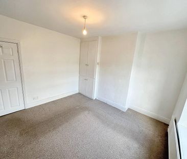 2 bedroom cottage to rent - Photo 3