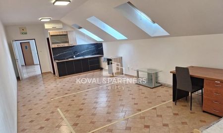 Prenájom flexibilný priestor vhodný na kancelárie alebo bývanie – 51 m² - Photo 5