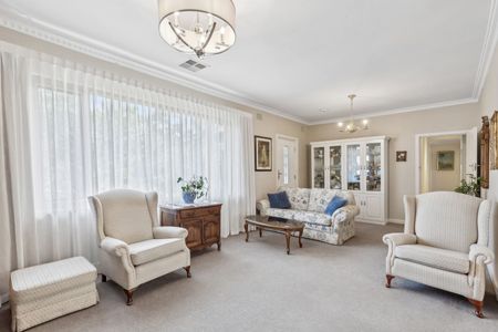 Charming Rental in Linden Park - Photo 2