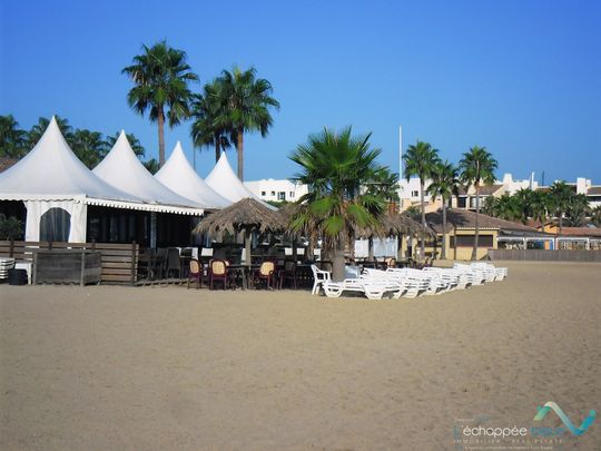Appartement pour 4 personnes avec piscine et accès direct à la plage situé aux marines de Gassin - Photo 1