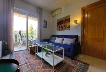 Bonito apartamento 2 dormitorios con piscina al lado del mar