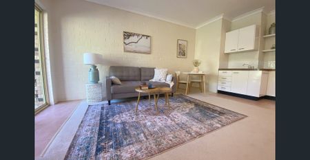 Spacious, Furnished, Renovated - Photo 2