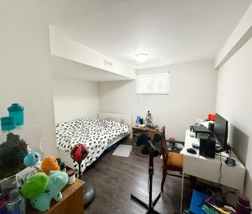 For Lease - 38 Deepdale Drive Unit# Lower, Toronto, Ontario - Photo 4