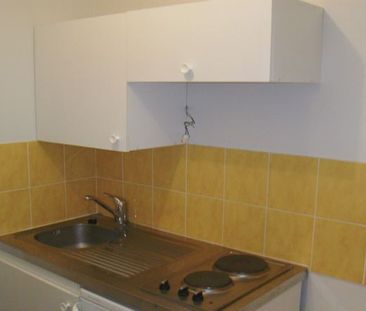 Location Appartement 1 pièce 23m² - Photo 3