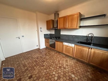 Location Maison 6 pièces 137m² CHAMALIERES 63400 - Photo 4