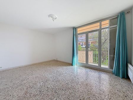 Location Appartement 4 pièces 82m² AJACCIO 20090 - Photo 2