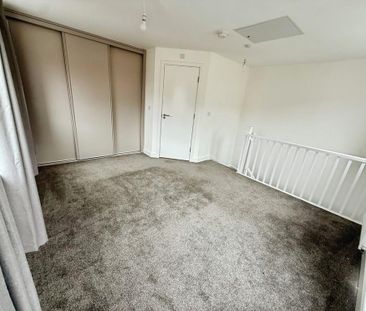2 bedroom semi-detached house to rent - Photo 6
