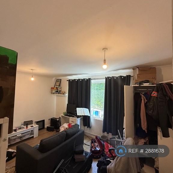 5 bedroom terraced house to rent - Photo 1