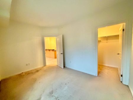 For Lease - 5 Sidney Lane Unit# 211, Clarington, Ontario - Photo 4