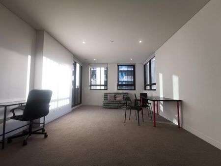 OVO Furnished 2 Bedrooms For Rent - Photo 3